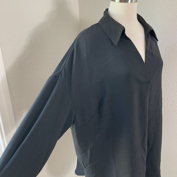 NEW Adrianna Papell Womens Plus 1X Textured Airflow Black V Neck Johnny Blouse - Picture 2 of 12